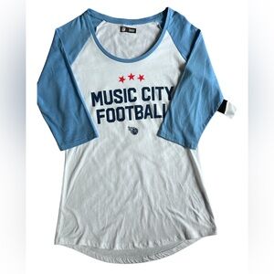 NFL Team Apparel Women’s Tennessee Titans Music City Football Baseball Tee Small